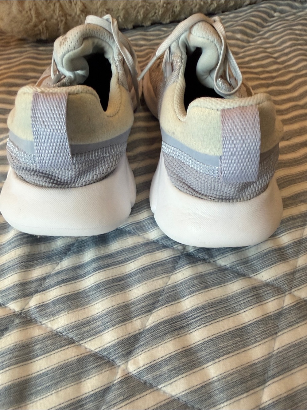 Nike *2 pairs* Mint Green Knit Sneakers - Picture 7 of 10